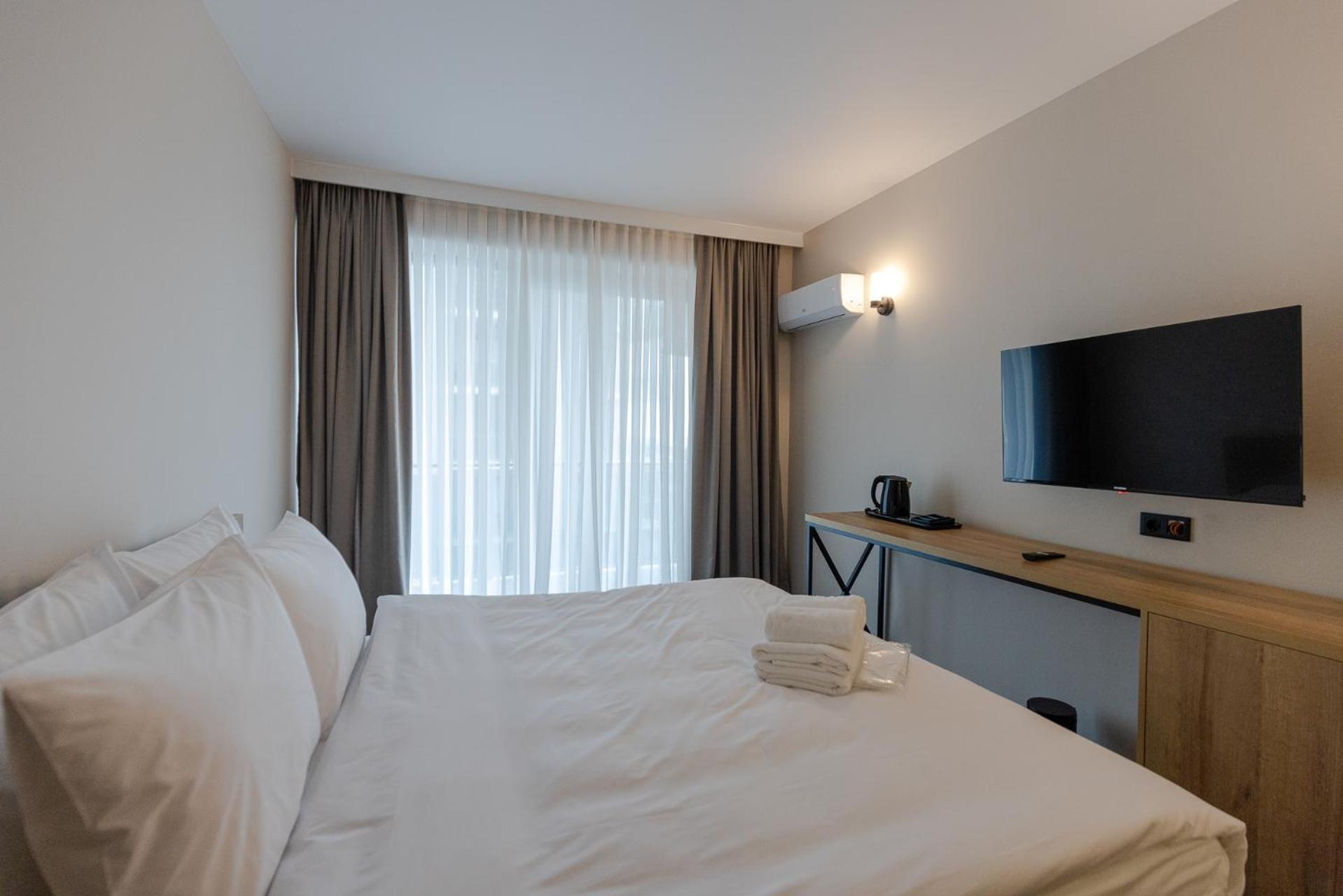 Aqua Batumi Hotel & Apartments Exterior foto